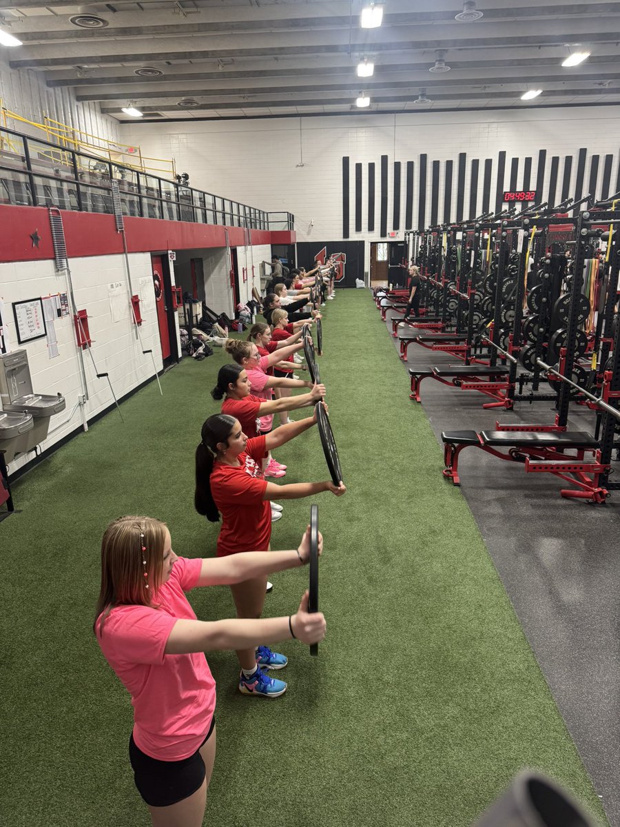 Broncho Volleyball tweet media