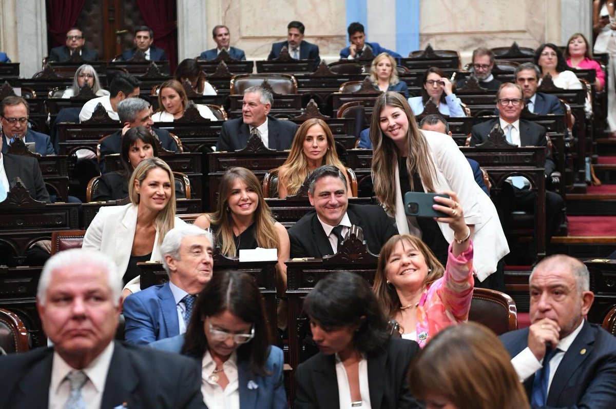 El Economista tweet media