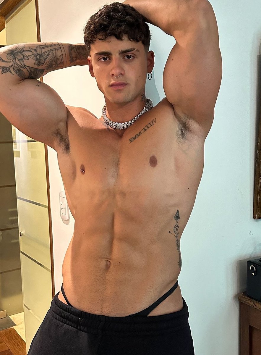 Pllazer ⋆ tweet media