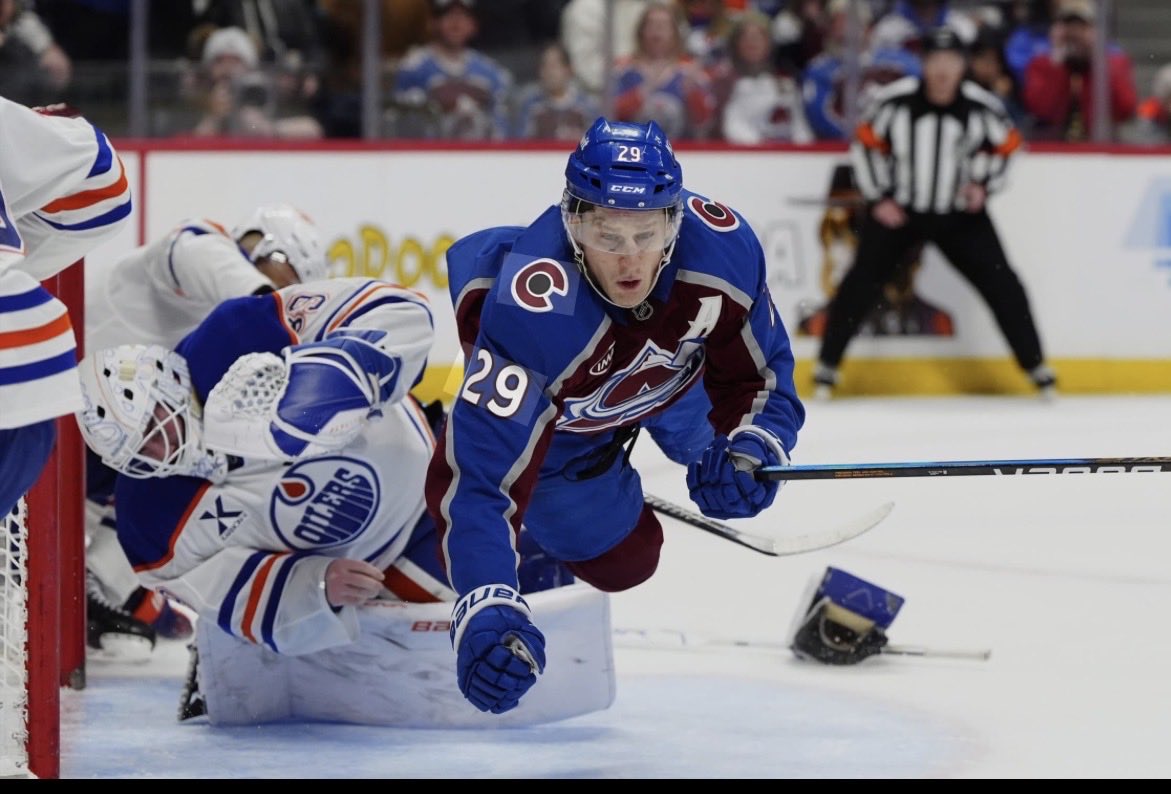 expatshaun's tweet photo. @citchmook @CarsLaw1 No way he avoids contact with Ingram even if Nurse doesn’t touch him. Bad look for Bednar. He’d be chirping if this happened to Blackwood or Wedgwood https://t.co/V4Dd4yVjwb