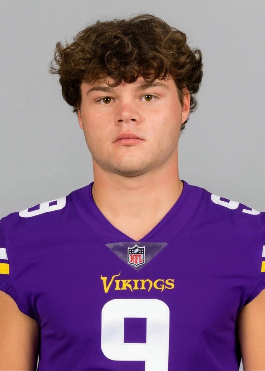 FERDAATHLETICS's tweet photo. @ESPNNFL @LRiddickESPN The Vikings going from 9 to Kyler Murray https://t.co/Dg5Euw0a2B