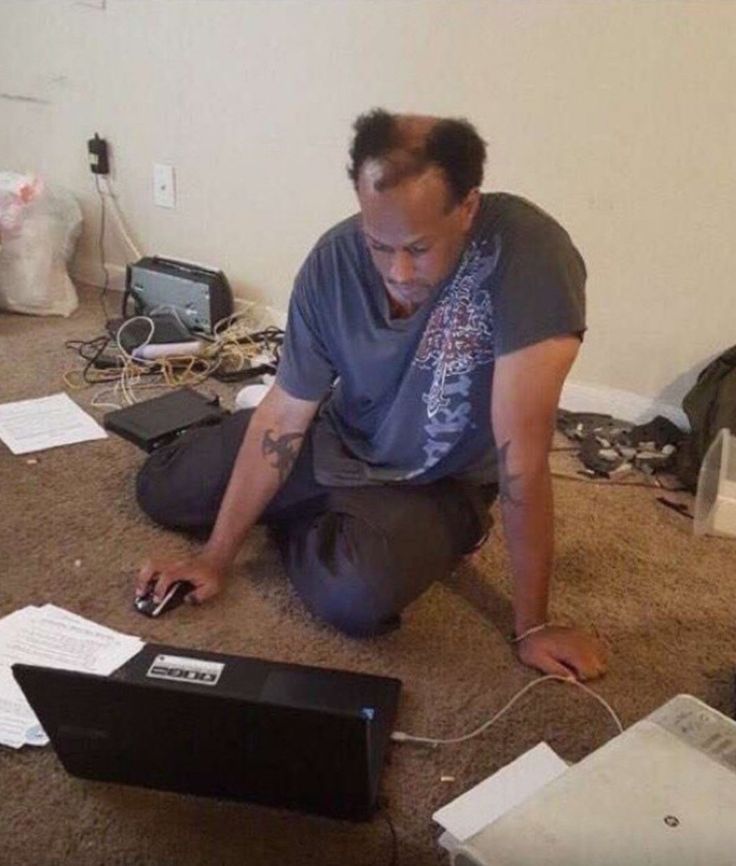 Esomchi24's tweet photo. Perle labs new task go me feeling like...
@Eazyxbt 😂😂 
How to Start: click https://t.co/OGX0IfwagG
# Register via Email 
# Click wallet and Connect your Solana Wallet
# Head to "Marketplace" and do complete the tasks
NB: You need SOL for gas fees every submitted answer https://t.co/p3Eclaa2Ai