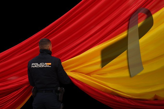 Hoy despedimos este día con nuestro recuerdo a las víctimas del 11-M

En su memoria se conmemora el Día Europeo de las Víctimas del Terrorismo 

Nuestro corazón 💙 está con sus familiares y amigos, como siempre

#BuenasNoches 🕯