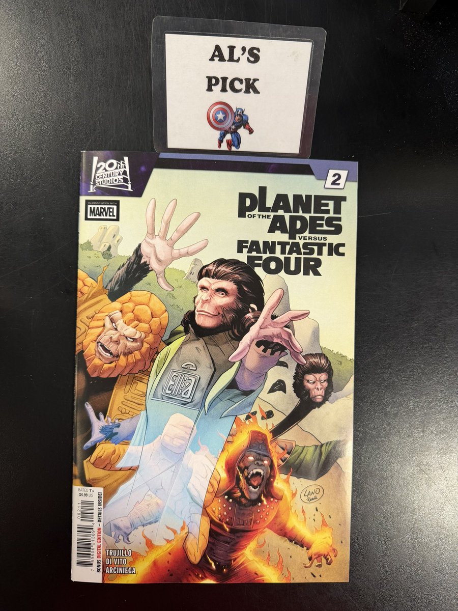 Comics World tweet media