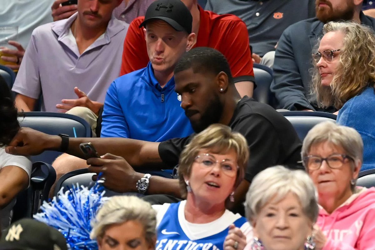 Alex Poythress tweet media