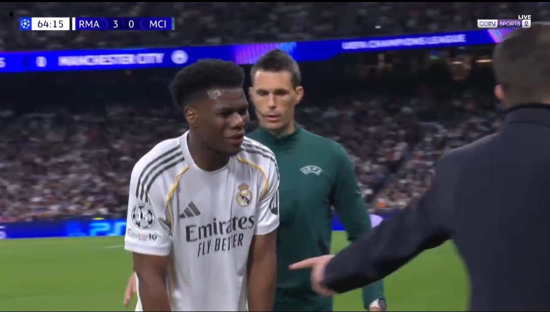 حتى تشواميني انصاب !

نزلي بزر من الأكاديمية بداله لأنه دكتنا فاضية