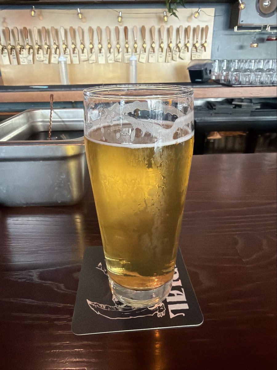 JayEllis49's tweet image. Beer me. Which stout would you try first? #beerme #ncbeer #burialbeer #burialclt #stoutseason