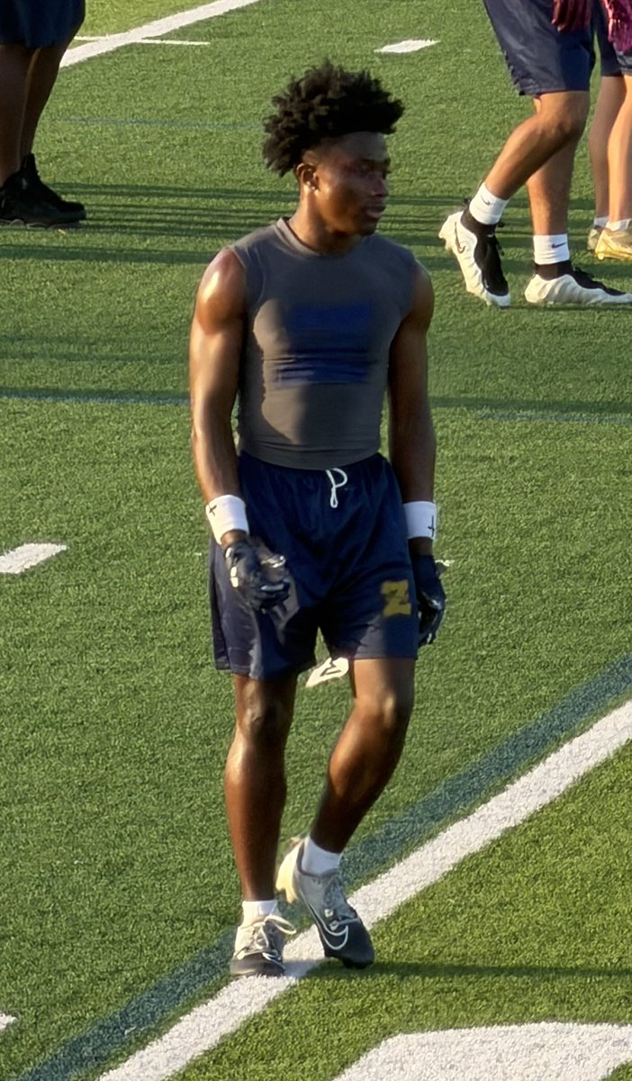 Gavin Davis tweet media