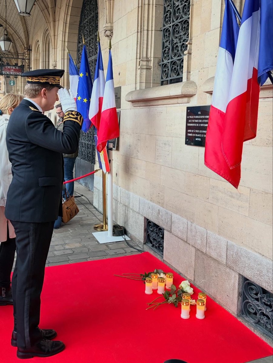 MadyDorchies's tweet photo. #Hommage 

Ce #11mars, à #lille et  #Arras je représentais @xavierbertrand  aux cérémonies d’hommage aux victimes du terrorisme 

Un moment de recueillement en mémoire aux victimes et en soutien à leurs familles et à leurs proches.

Ensemble, n’oublions jamais. 🕊️

#mémoire https://t.co/LphZglyLvY