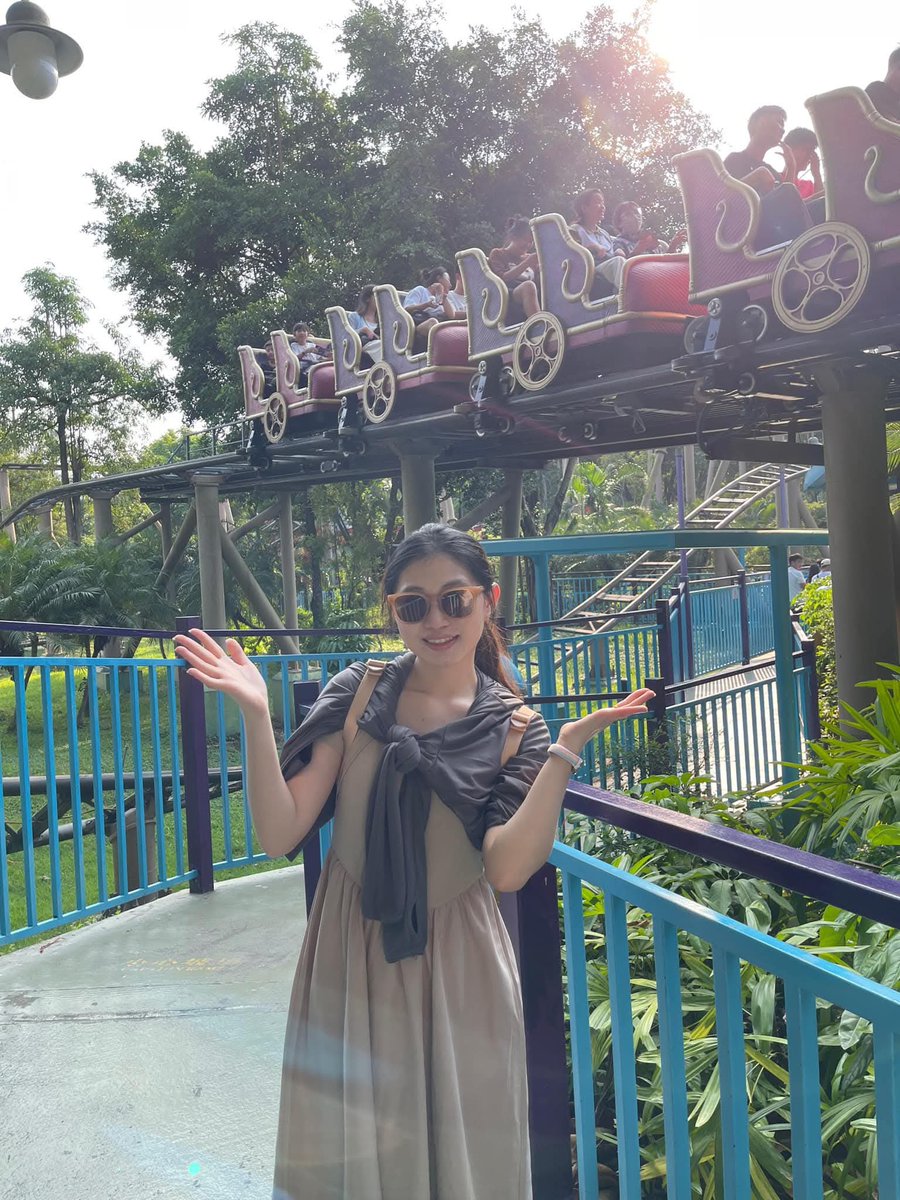 W6MOQ's tweet image. 👸 #YL {young lady} #hamradio 🇨🇳
🇨🇳 🇨🇳 Miss Liu Xiaoyi in #Canton #China 💙 💛 #radiogirl 💯 💯 💯