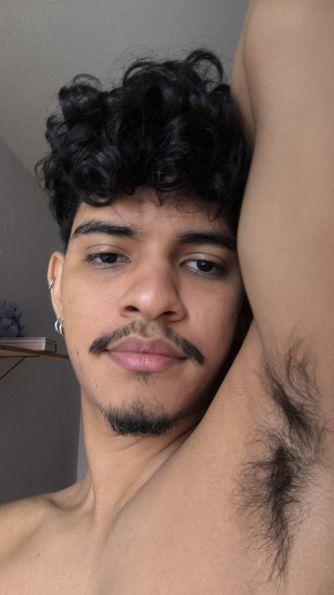 Benjamin tweet media