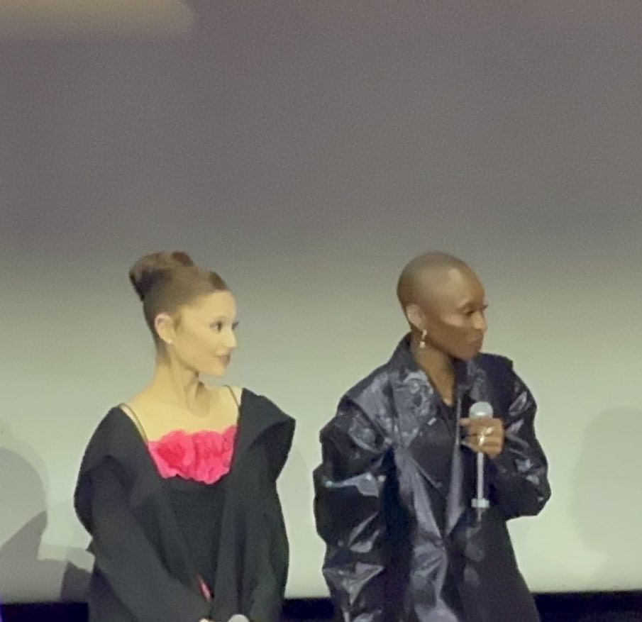 2025 with Ariana Grande ♡