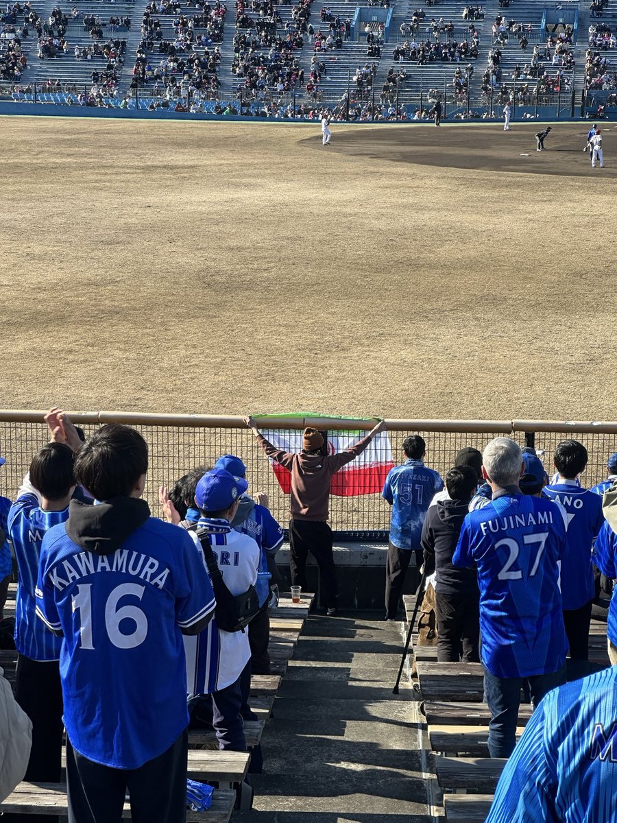 Antifa_Ultras tweet media