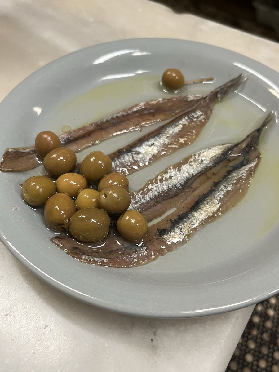 Hector Angulo tweet media