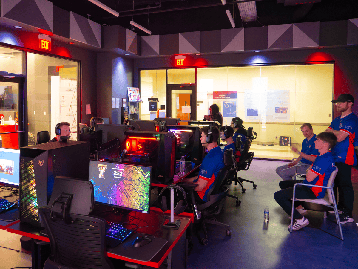 Lubbock Christian University tweet media