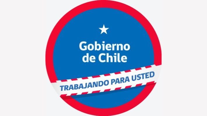 J__Bruna's tweet photo. El #nuevologo del @GobierndeChile supongo que esto es una broma… #diseñograficoesmipasion https://t.co/UkD7Y9Qi8e