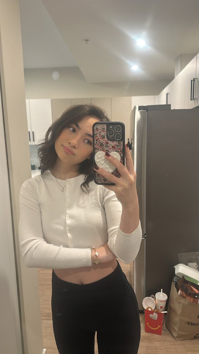 goon4sakura tweet media