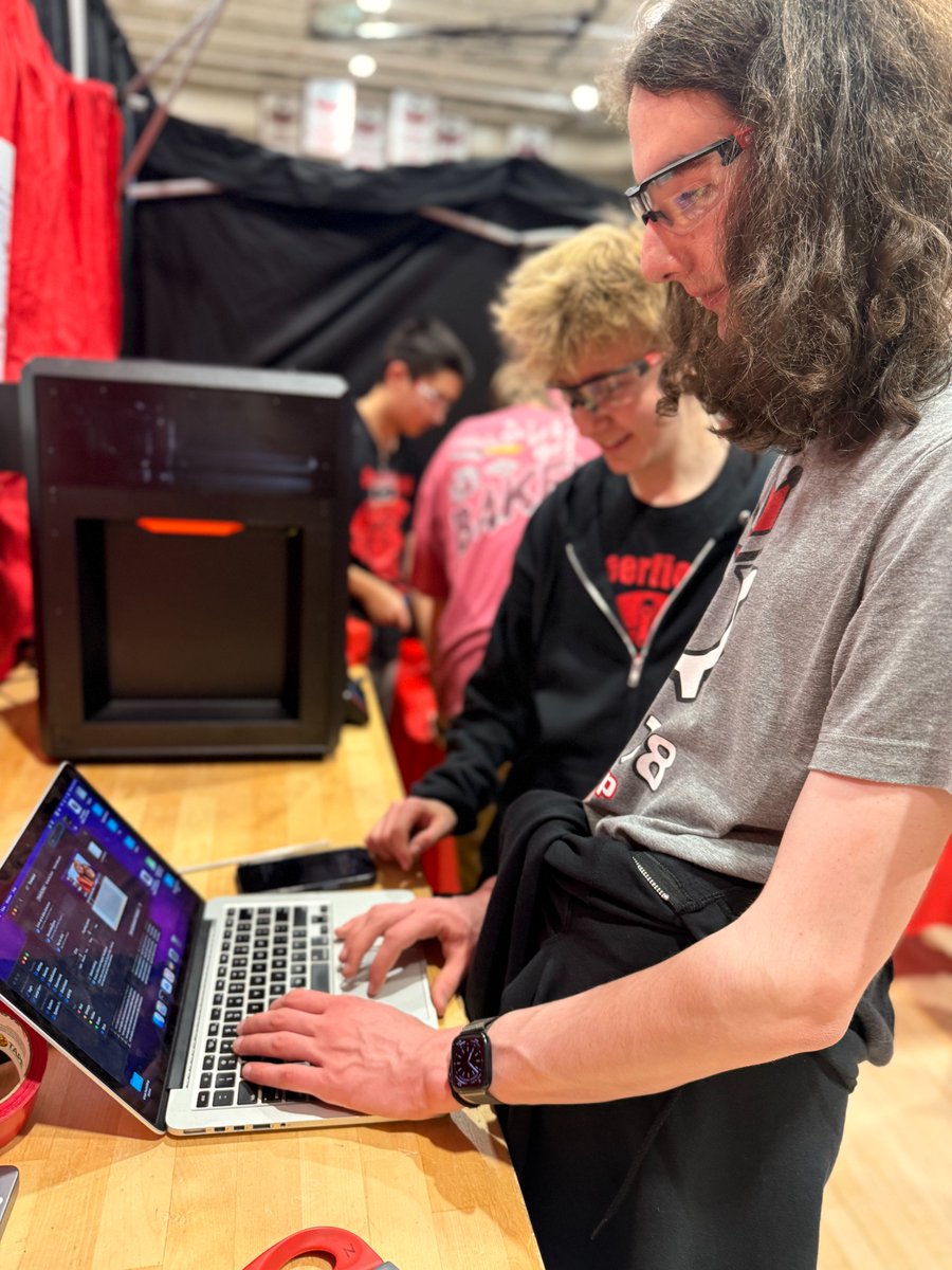 DeerfieldHS's tweet image. Congratulations to the Deerfield High School Robotics program on an impressive season, ending at the Illinois FIRST State Championship at NIU. CogChamps advanced to the playoffs and earned a 2nd-place finish in voting for the THINK Award. 

Way to end the season on a high note!