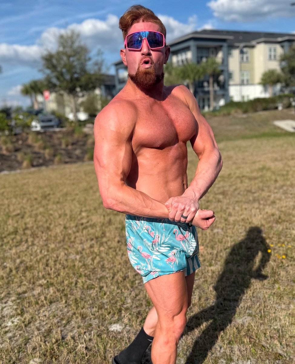 it’s GAL tweet media