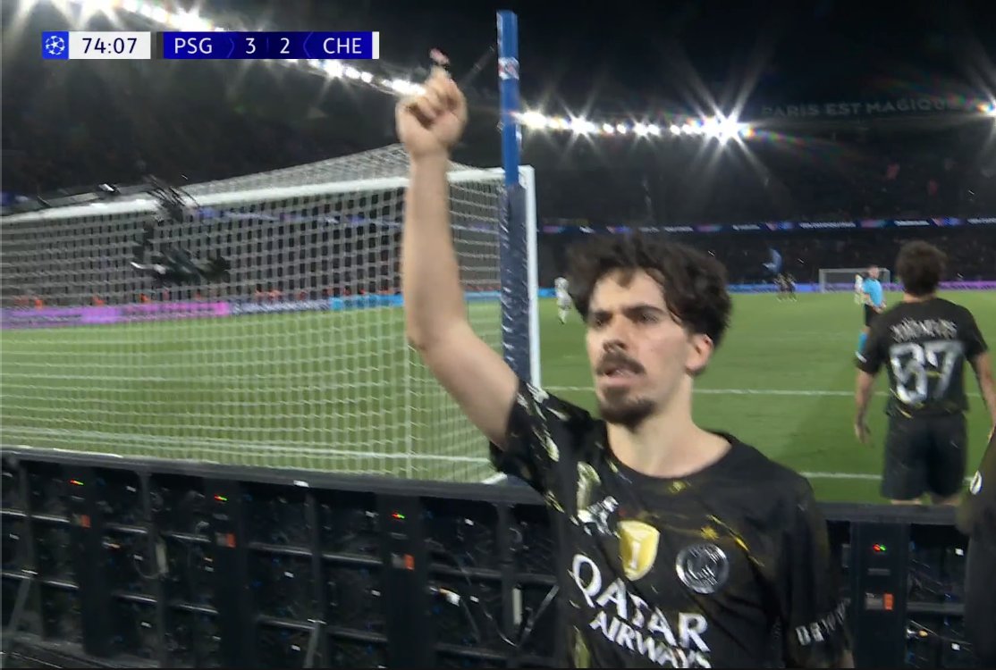 The Touchline | 𝐓 tweet media