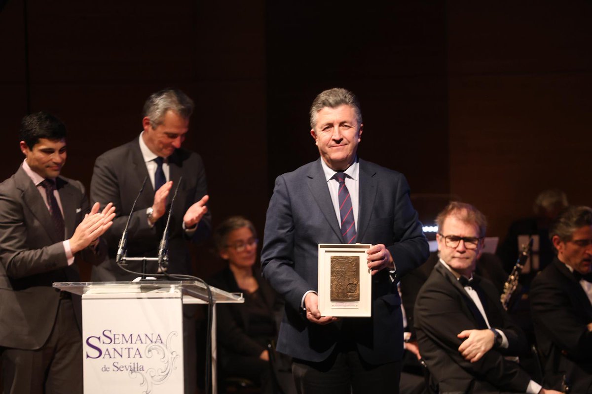 El Cachorro tweet media