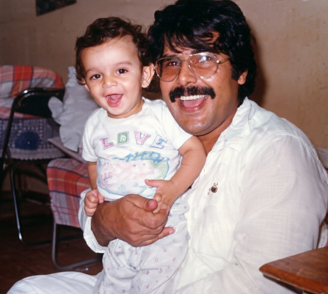 salih müslim, hem bir entelektüel hem de bir devrimciydi. halkının özgürlüğü için kavga verdi, bir gün olsun baş eğmedi. oğlu şervan gencecik yaşında kobani'de ışid'e karşı savaşırken toprağa düştüğünde; “oğlum onurunu ve halkını savunurken öldü. her şeysiz yaşayabiliriz, ama