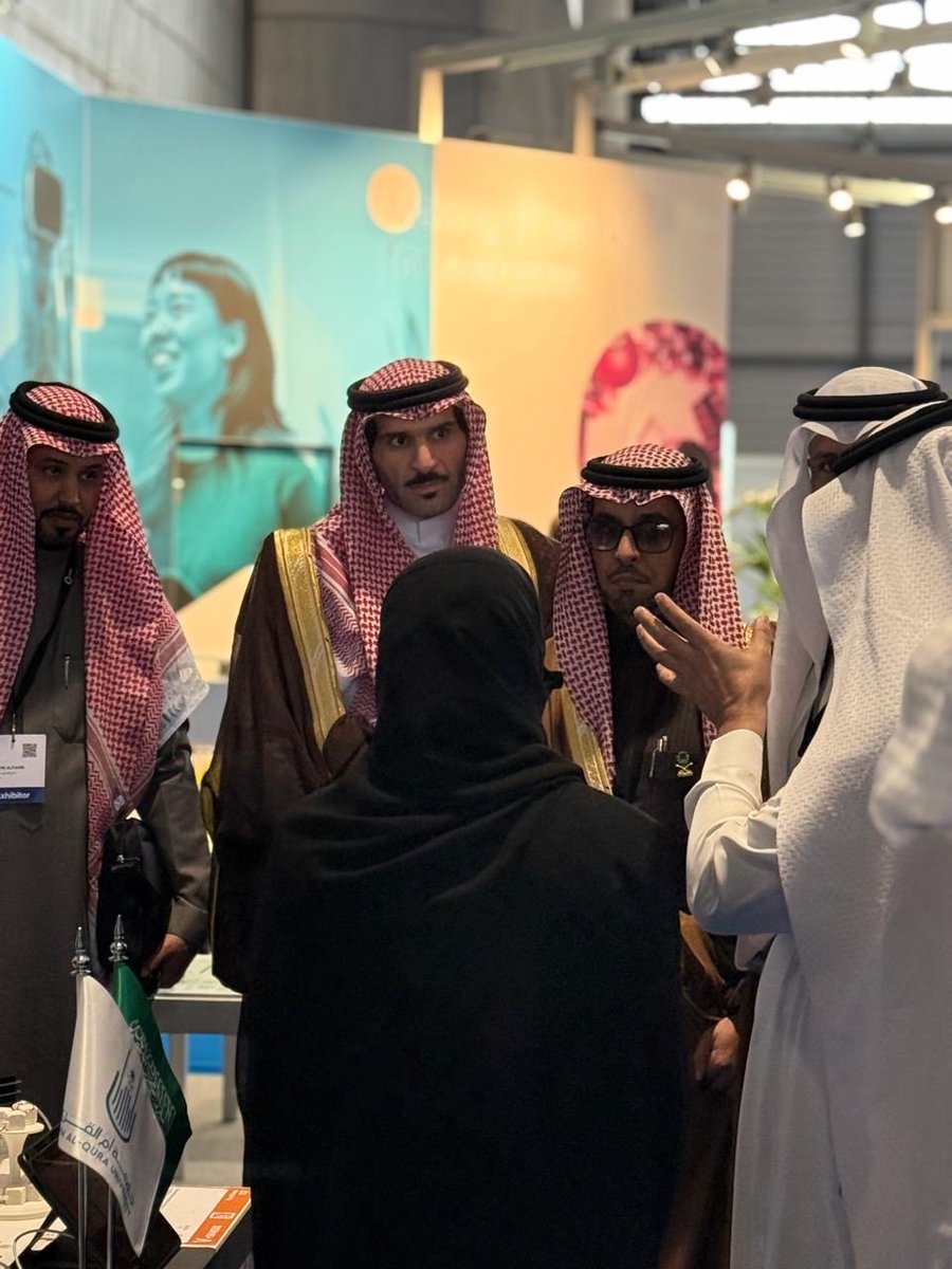 sacuoforg's tweet photo. شارك سعادة الدكتور محمد بن عادل حفني، القائم بأعمال الملحقية الثقافية في ألمانيا، في افتتاح النسخة الـ51 من معرض جنيف الدولي للاختراعات. شهدت الفعالية حضور منظومة التعليم والتدريب في المملكة، مع 135 مشاركة تعكس روح الإبداع والتميز لدى الكفاءات السعودية على الساحة الدولية. https://t.co/16YkP67G0r