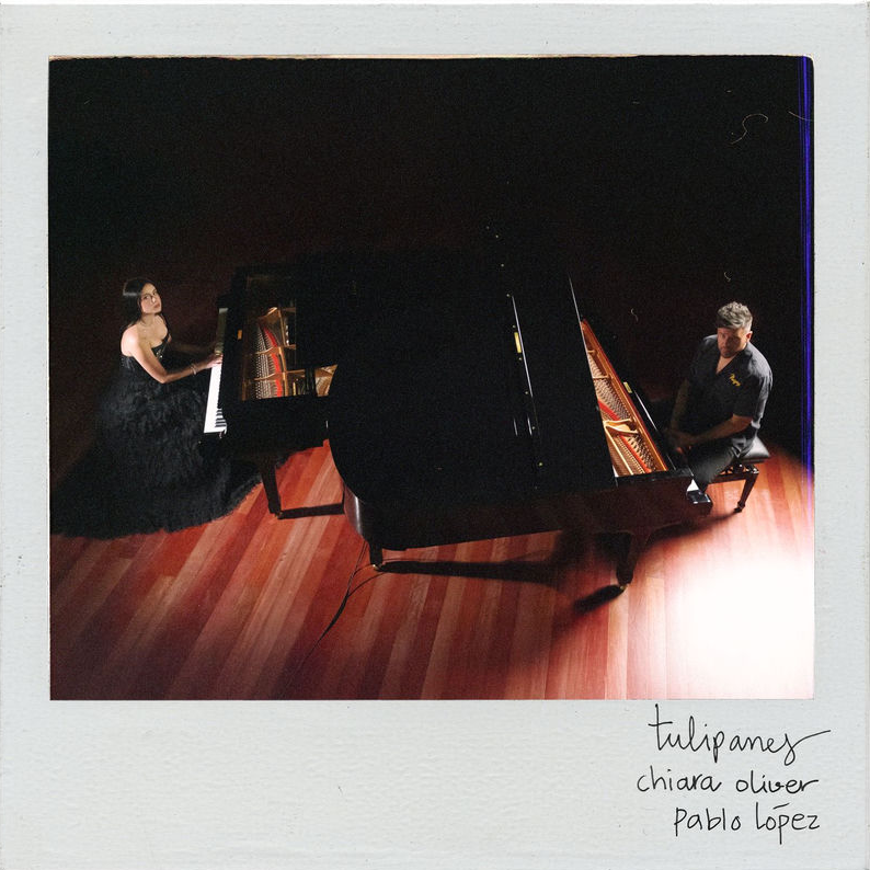 topeuropa's tweet image. Vamos a juguetear con los próximos cumples. Celebramos el 42 cumpleaños de @PabloLopezMusic y los 22 de @chiaraoliver y para ello escuchamos #ElPatio, #Tulipanes y #MalaCostumbre. Unidos por la música y, en este caso, por sus cumpleaños también. #TopEuropaClub