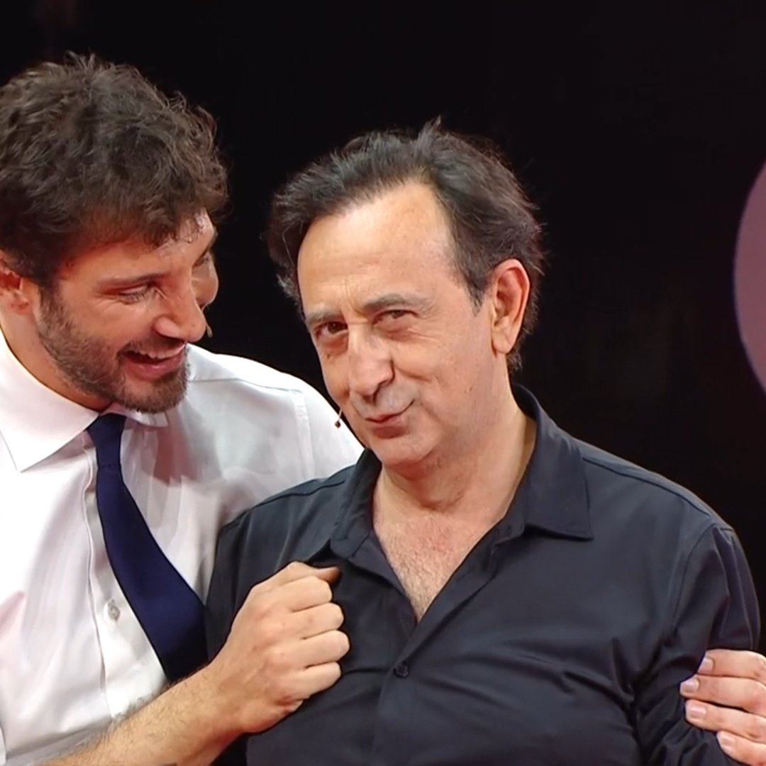 Steph🌻🦋 tweet media