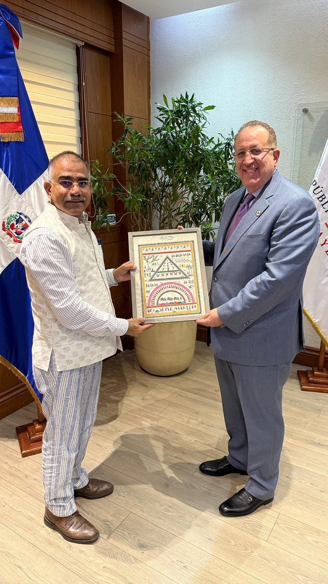 India in Dominican Republic & Haiti tweet media