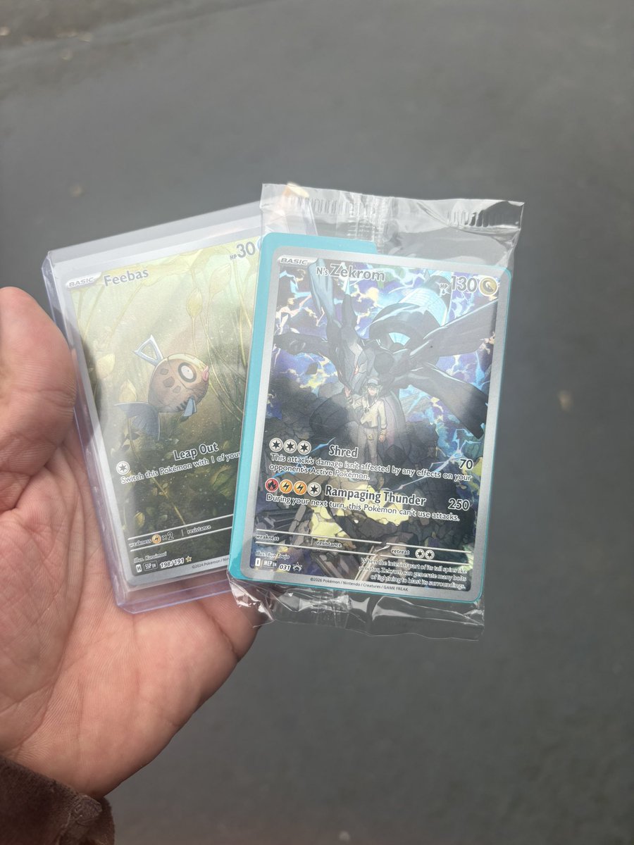 Pokemon giveaway!!!

Ascended heros promo plus feebas from surging sparks 

TAG A FRIEND 
LIKE THIS POST 
RETWEET 
BOOKMARK 

Winner on Friday the 20th