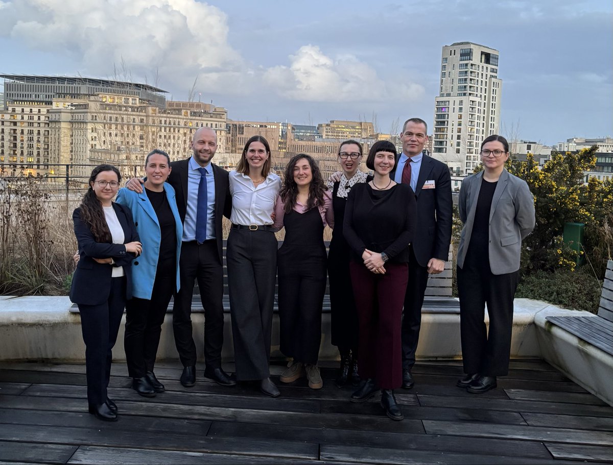 Bart de Bruijn tweet media