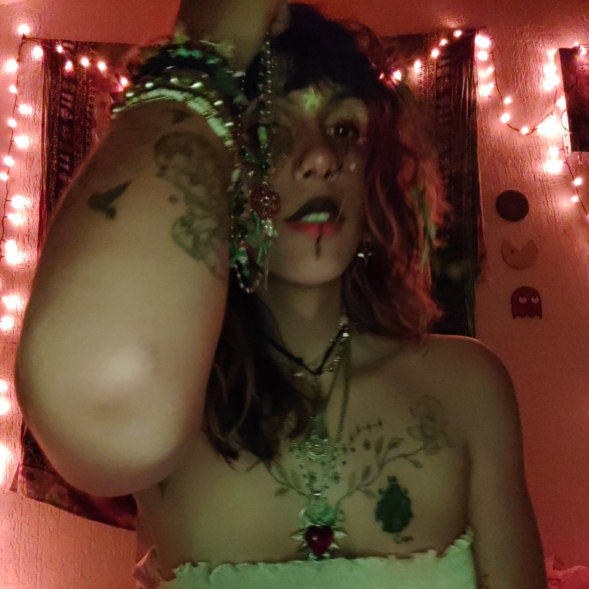 theneongoddess's tweet photo. #NuevaFotoDePerfil https://t.co/XxfP22DHHB