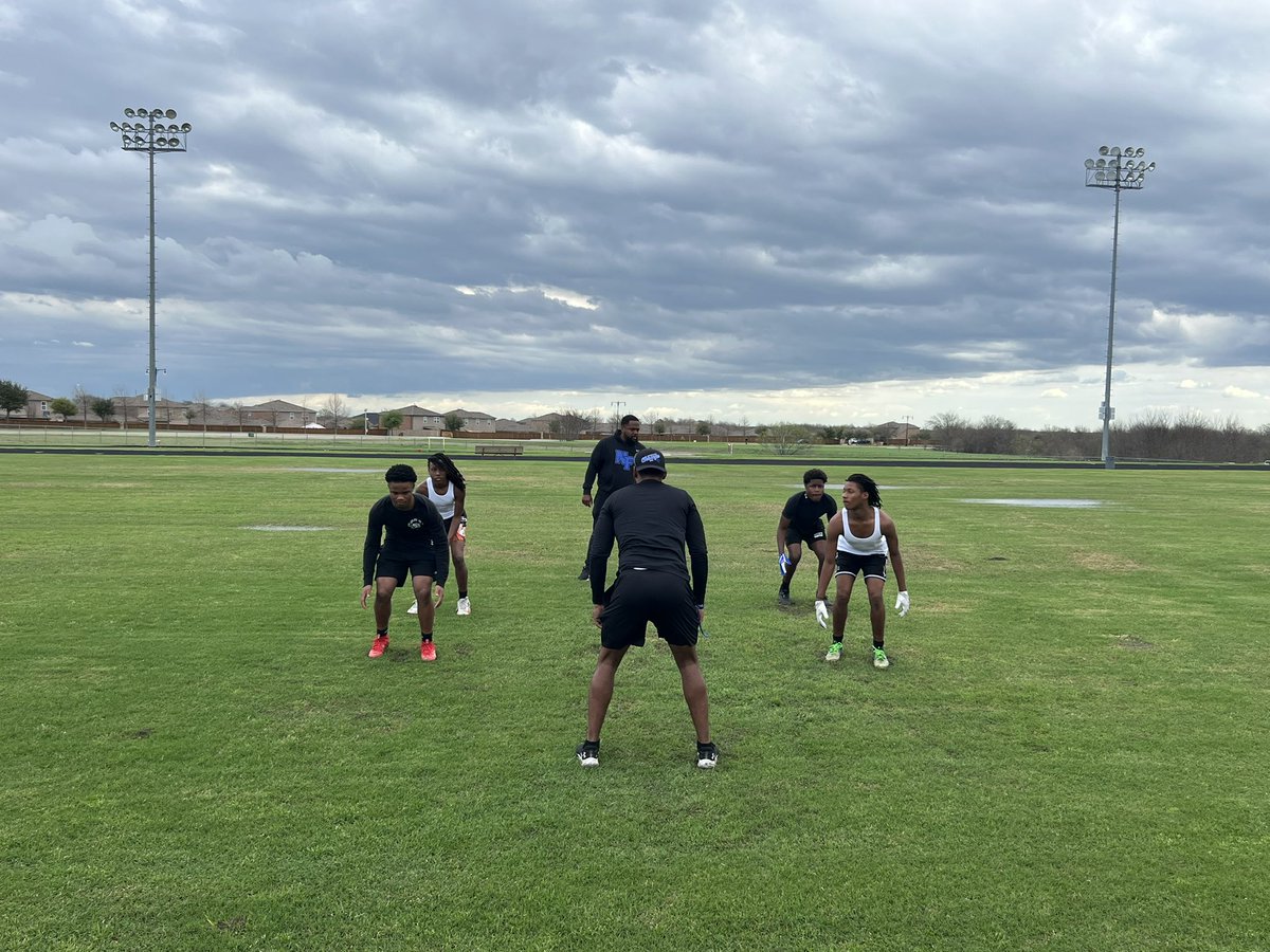 NFHS_FALCONS's tweet photo. Brown Bears going through Spring Drills with Defensive Staff! Can’t wait to get back tomorrow! #TEAMD #WAWG https://t.co/Bbsnj36QcQ