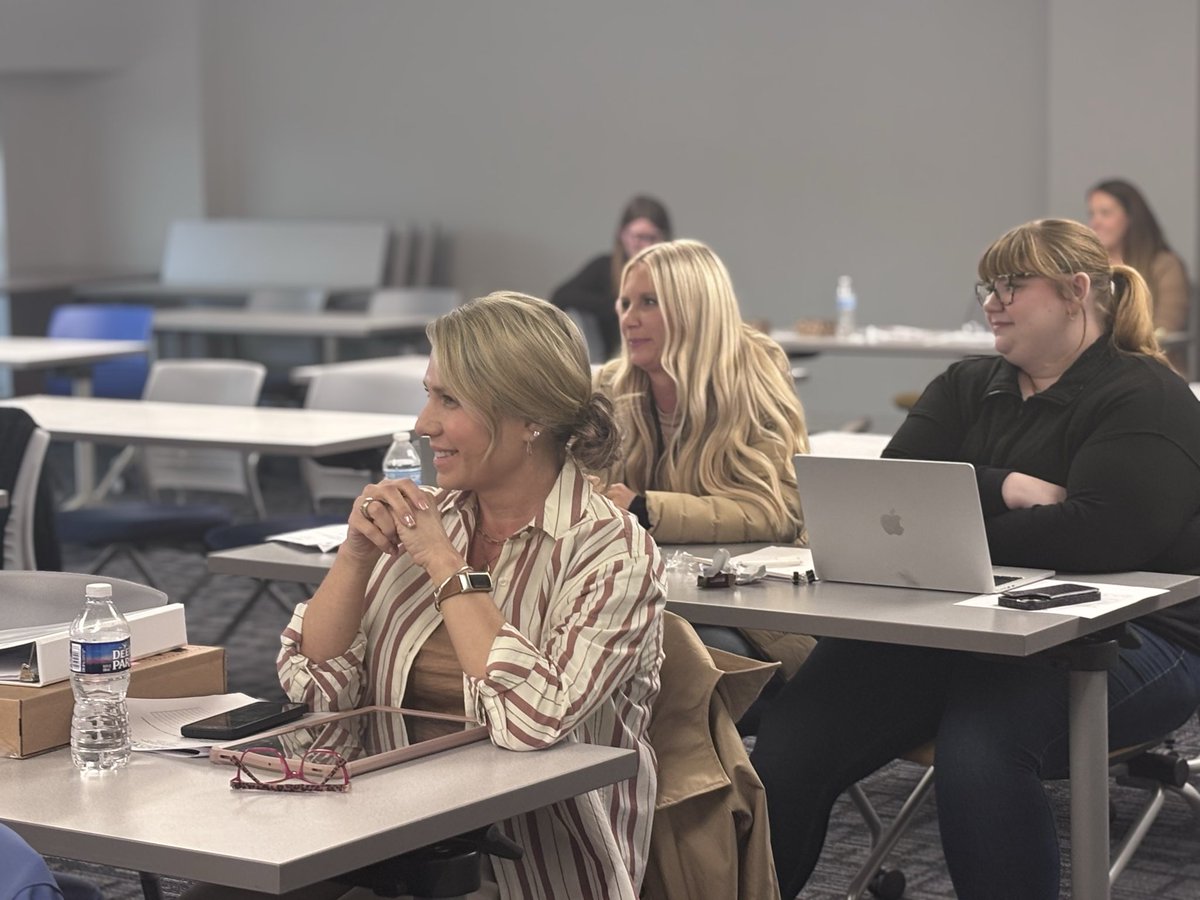 Amy Whitt tweet media