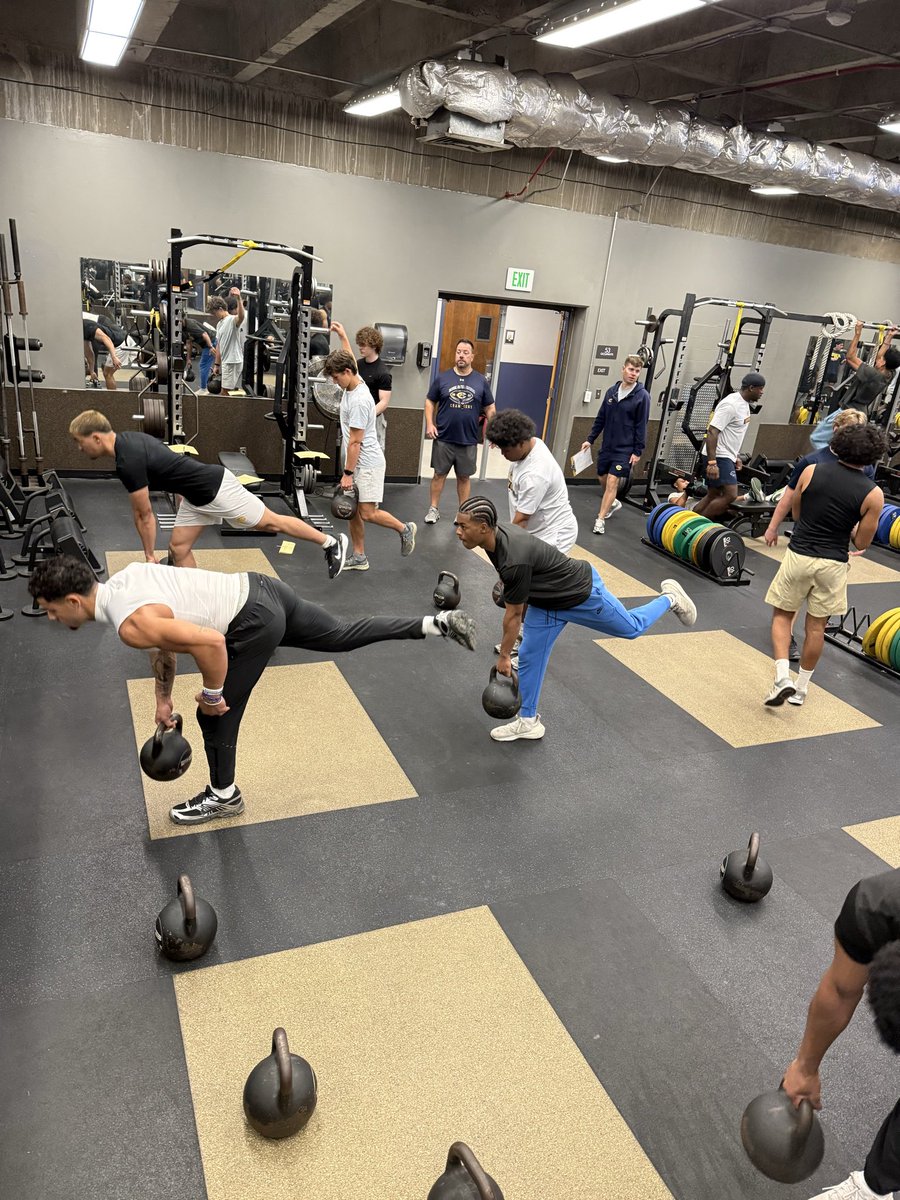 Cougars Football tweet media