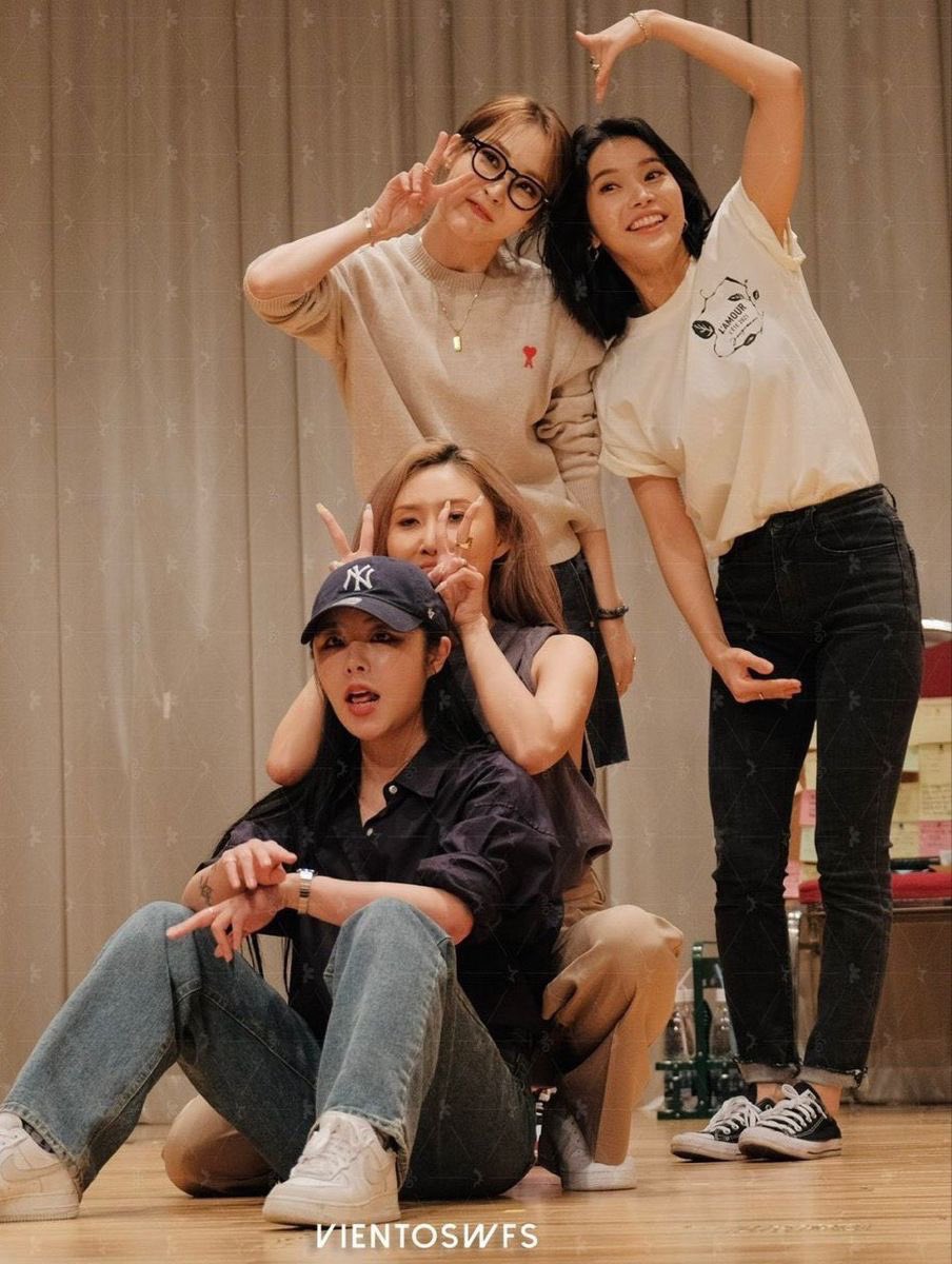 xionigang • june 🇵🇭 tweet media