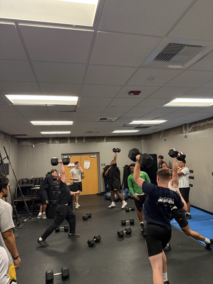 Cougars Football tweet media