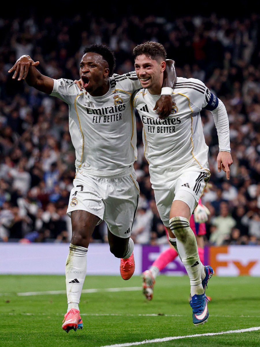 FIM DE JOGO!

BAILE DO VALVERDE, BAILE DO REAL MADRID NA CHAMPIONS LEAGUE!

VAMOS BUSCAR MAIS UMA ORELHUDA!