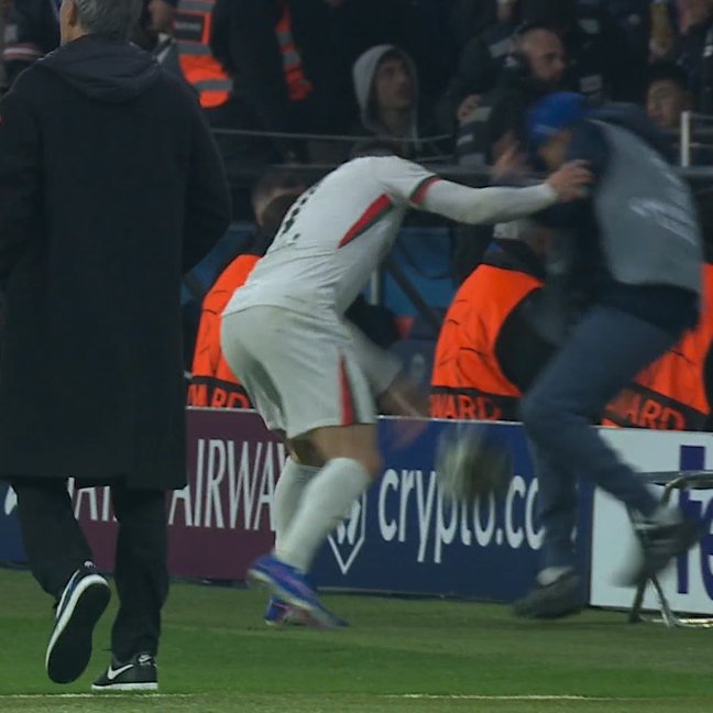 The Touchline | 𝐓 tweet media