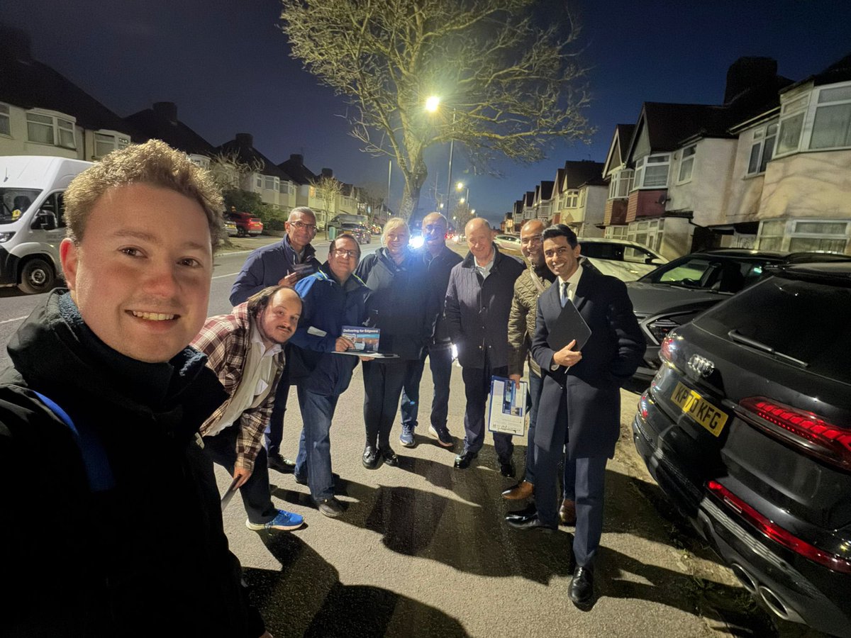 Bob Blackman tweet media