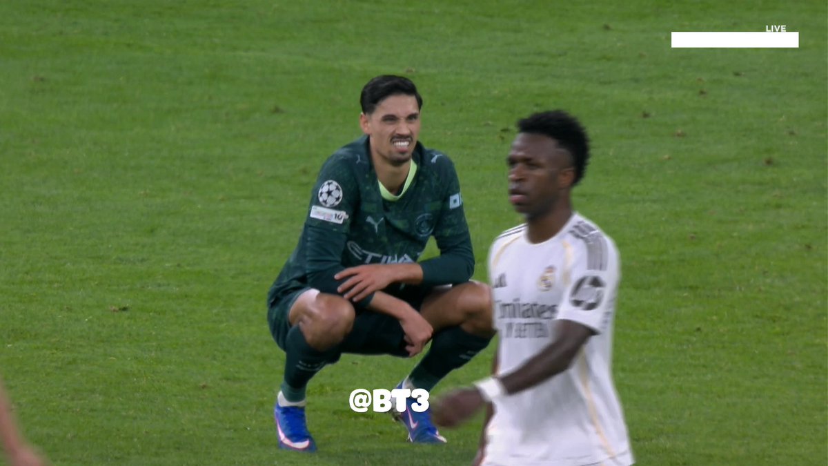 FOLLOW @BT3 (@yayqydf) on Twitter photo 