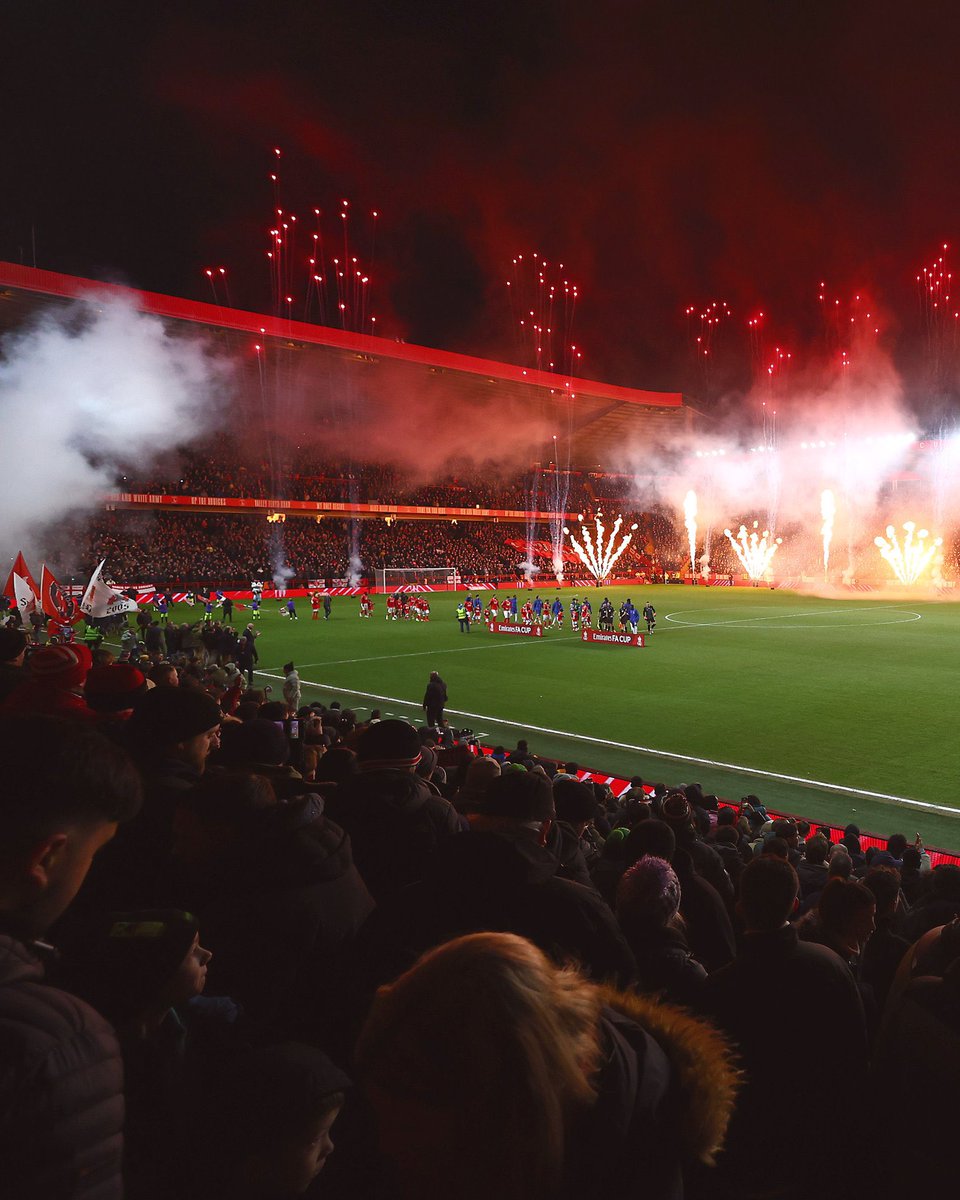 ParodyCharlton's tweet image. As good a season as we have seen post Premier League years. 

Take a bow Nathan Jones 👏

Since Premier League relegation in 2007, this club has not been able to build in the Championship. That process can begin with back to back seasons🤞 #cafc