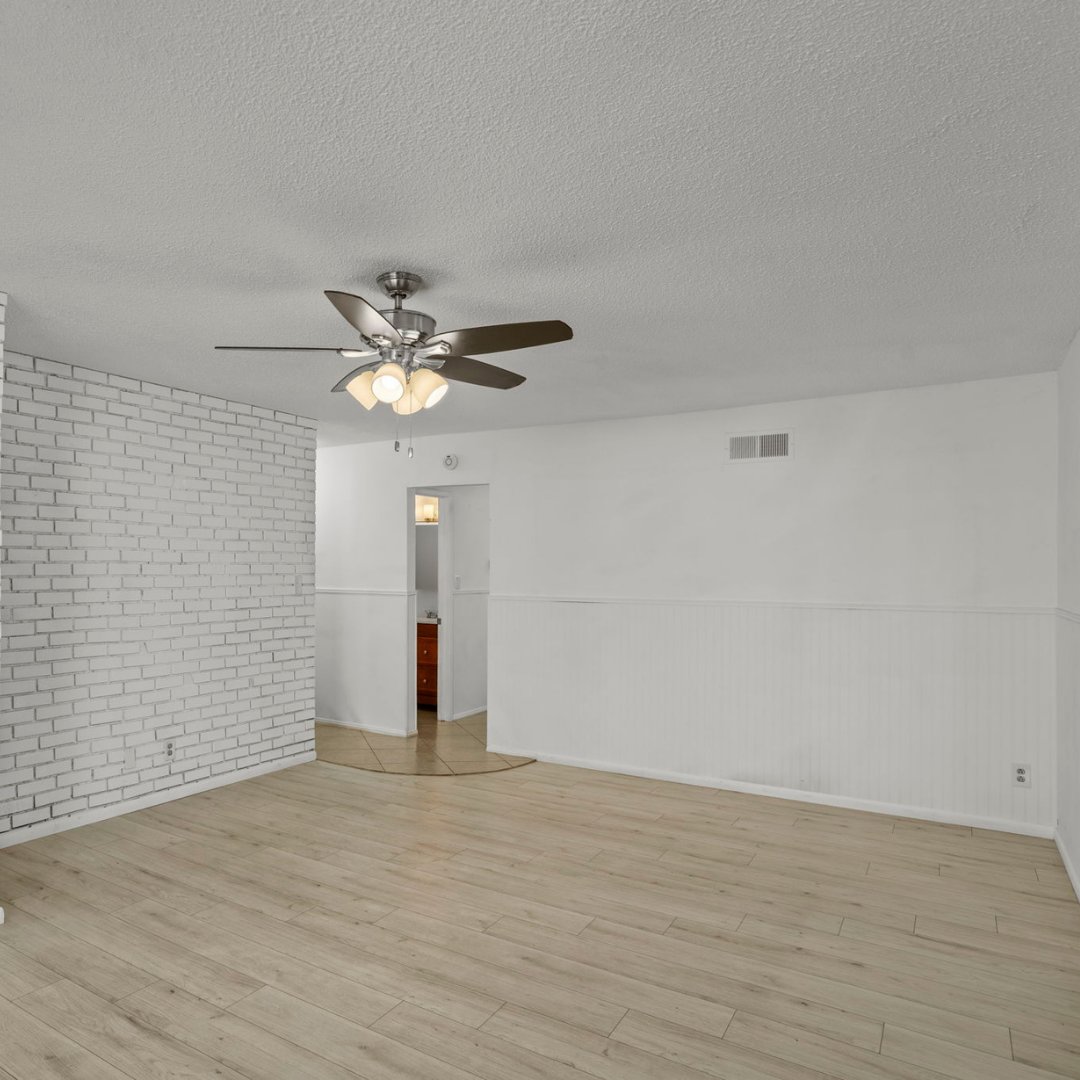 ProRealtorJoe's tweet image. ⚡️Just Listed!
📍14829 Gagely Dr, La Mirada, CA 90638

🚩 Open House 🚩
📆 Friday, March 13, 2026
⏰ 12:00 - 4:00 PM

📆 Sunday, March 15, 2026
⏰ 12:00 - 3:00 PM

ProRealtorJoe.com

#ProRealtorJoe #JoeBereczki #JoetheCaliRealtor #whittier #lamirada #yorbalinda #lahabra