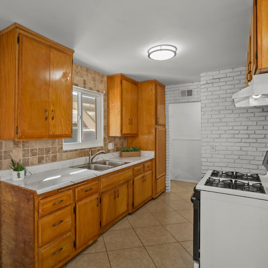 ProRealtorJoe's tweet image. ⚡️Just Listed!
📍14829 Gagely Dr, La Mirada, CA 90638

🚩 Open House 🚩
📆 Friday, March 13, 2026
⏰ 12:00 - 4:00 PM

📆 Sunday, March 15, 2026
⏰ 12:00 - 3:00 PM

ProRealtorJoe.com

#ProRealtorJoe #JoeBereczki #JoetheCaliRealtor #whittier #lamirada #yorbalinda #lahabra