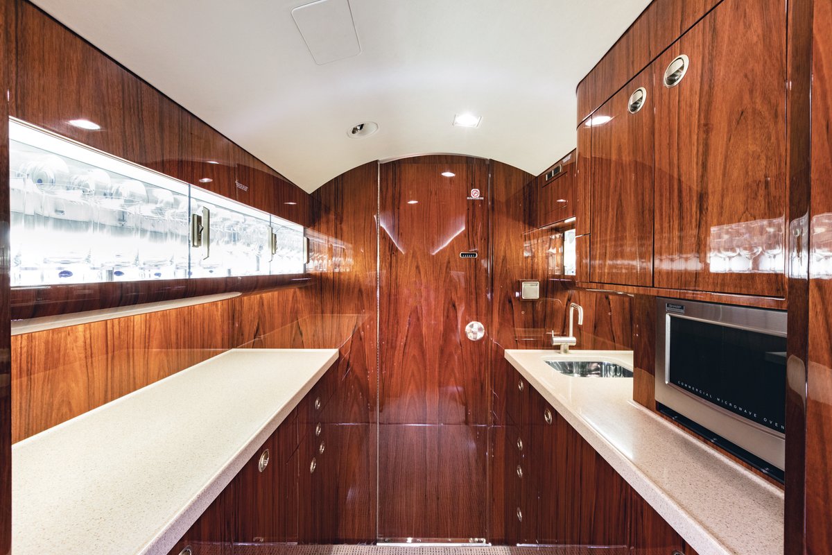 Jet Aviation tweet media