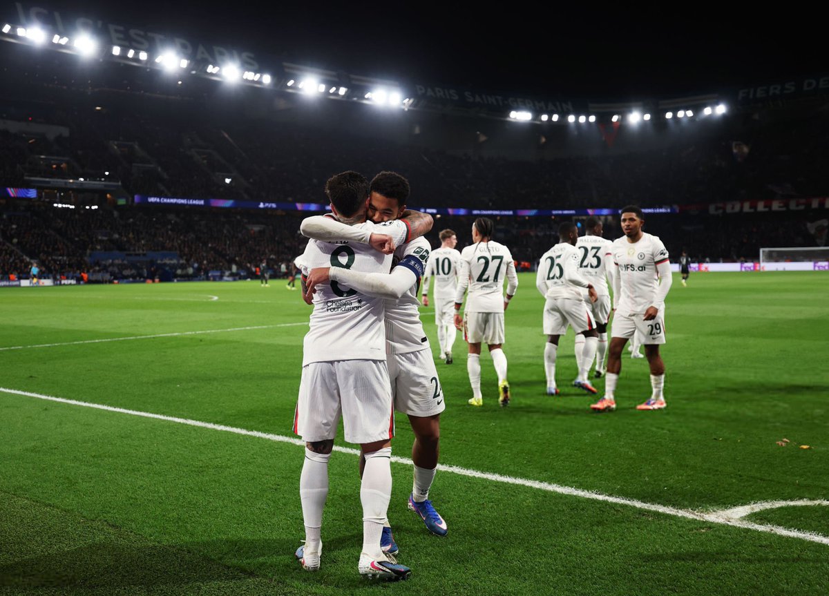 LONDONS ROAR tweet media