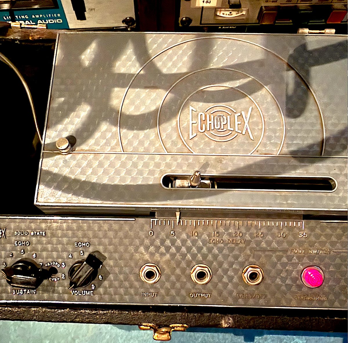 illicit tsuboi tweet media