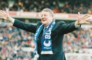 Daniel Seward tweet media