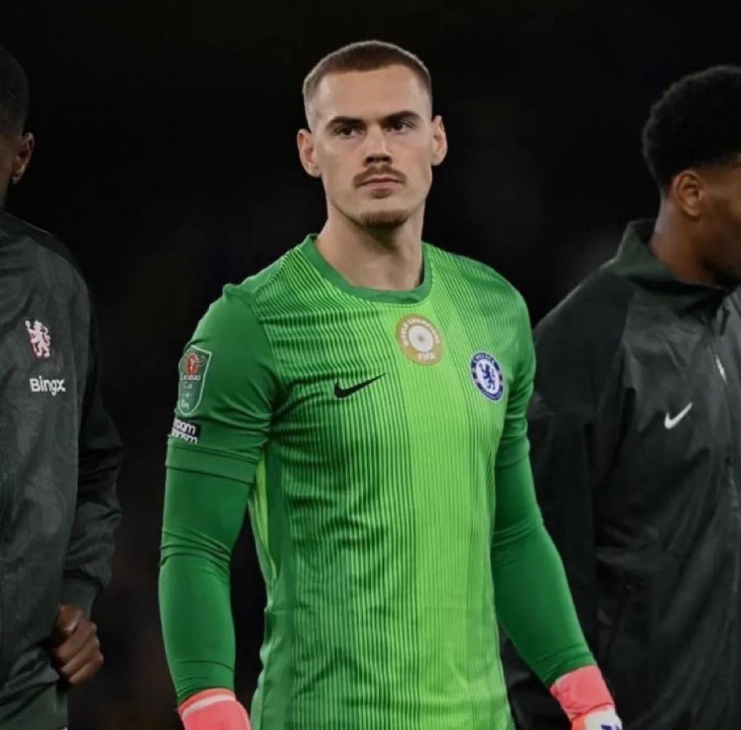 Elvis Tunde tweet media